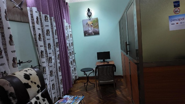 Korona House Hotel image 3